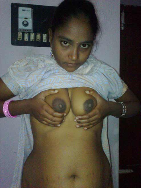 Kali chuchi wali Vaishali bhabhi