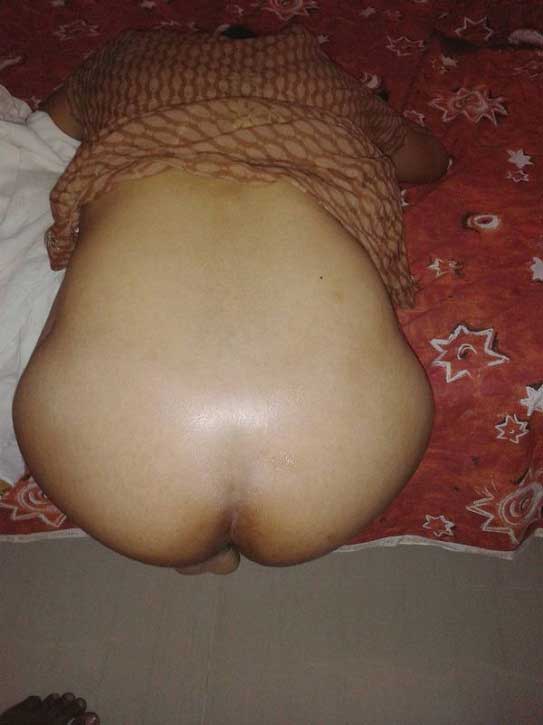 Nude Pakistani gaand khala ki