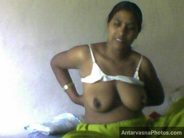 Bra ko bhi khol diya Indian maid ne