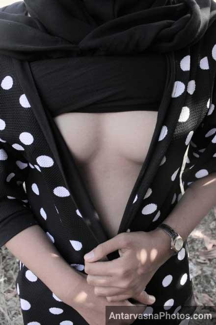 Sexy Pakistani girl ne boobs dikha ke lund khada kar diya