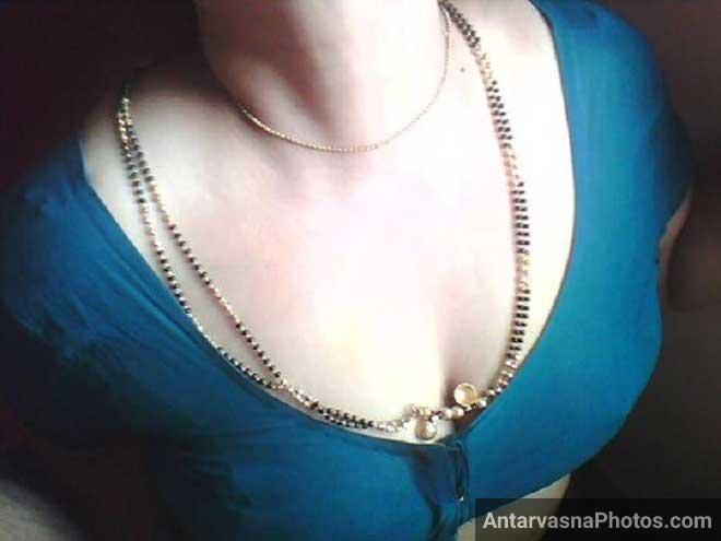 Rajasthani housewife ke sexy boobs blouse ke andar