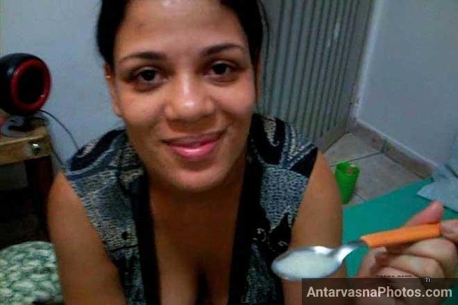 Spoon bhar ke wiry bhaabhi ke lie ready tha