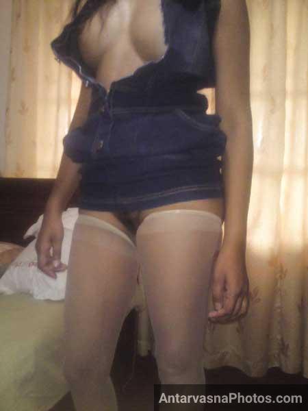 Club se Madhur ko le ke apne bistar tak aa gai hot Delhi girl