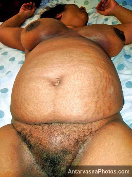 Gandi chut wali Indian kamwali ke sex pics