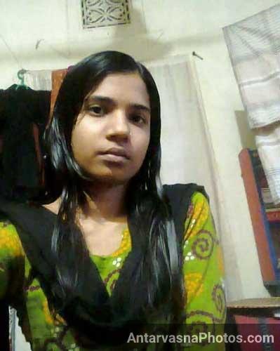 Village ki hot ladki ke sath FB par sex chat