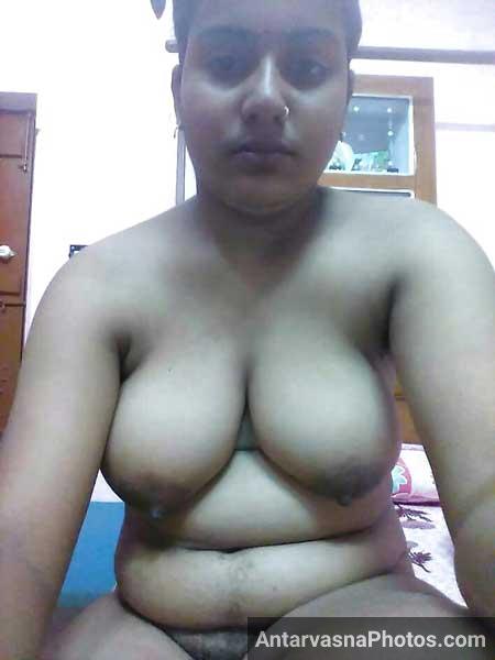Padosan Kanpuri bhabhi ke hot pics