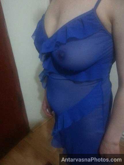 Sexy Indian aunty ki blue transparent nighty photo