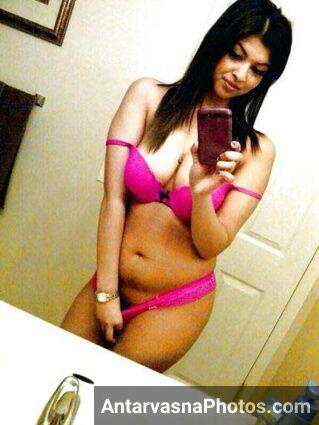 sexy Indian girl ki hot karne wali selfie