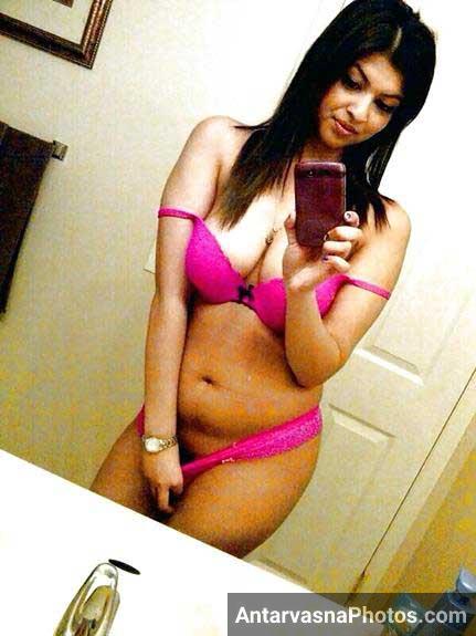 sexy Indian girl ki hot karne wali selfie