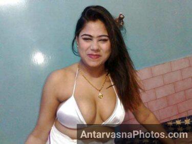 Indian ki famous cal girl big Indian boobs photo