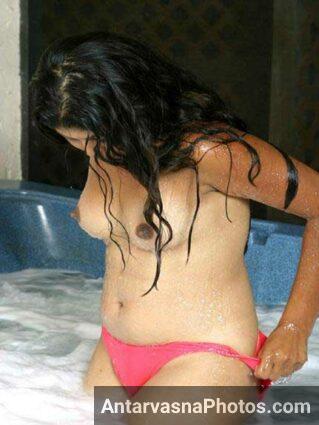 hot Indian girls ka sexy bath photo