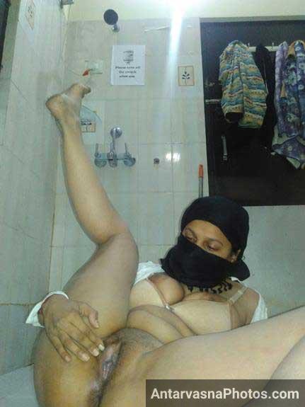 sexy Indian girl ki chut dekhe