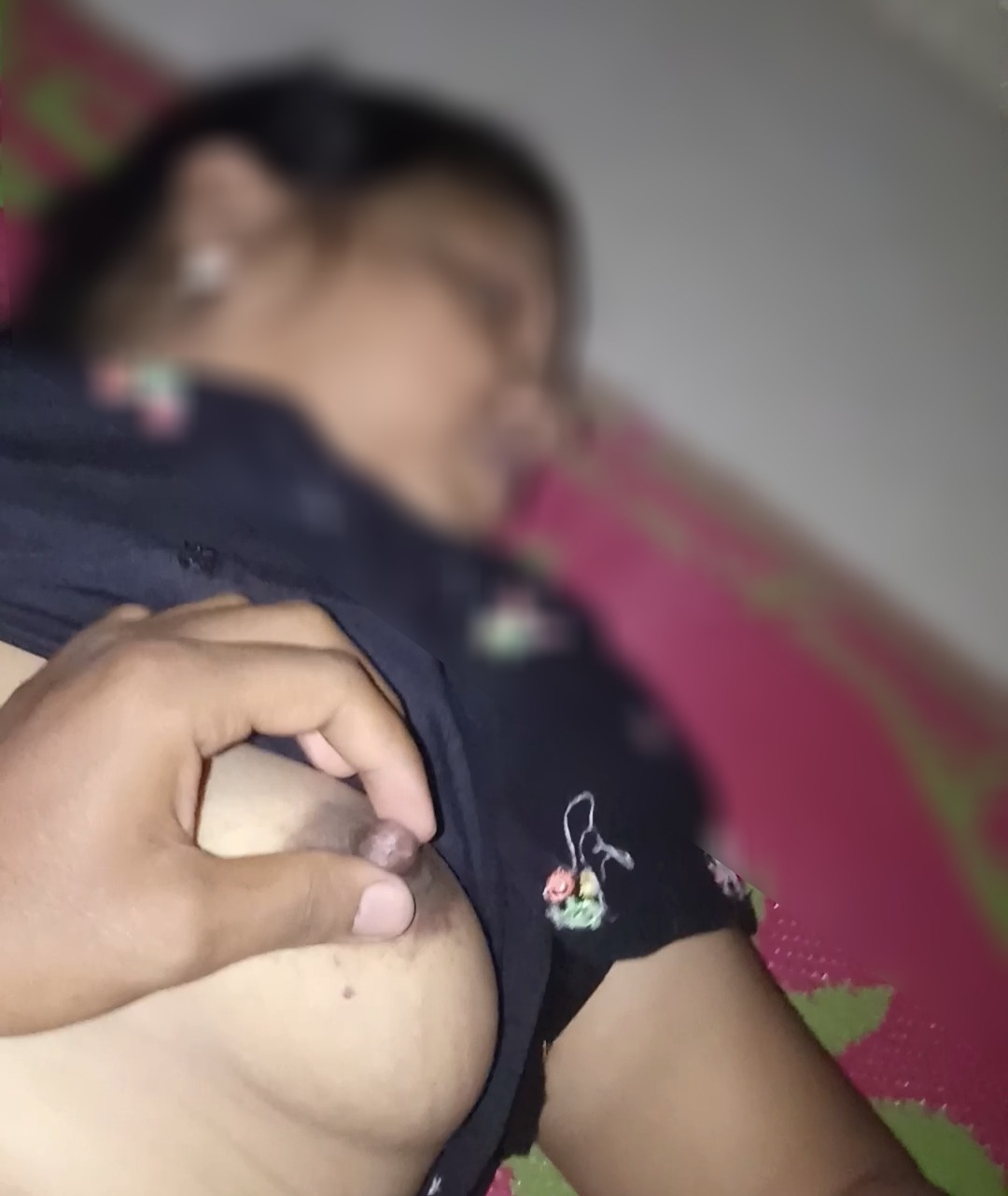 Ladki kutte ke sath sex karti hui