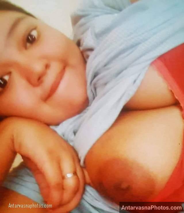 chubby girl ki boobs ki hot photo
