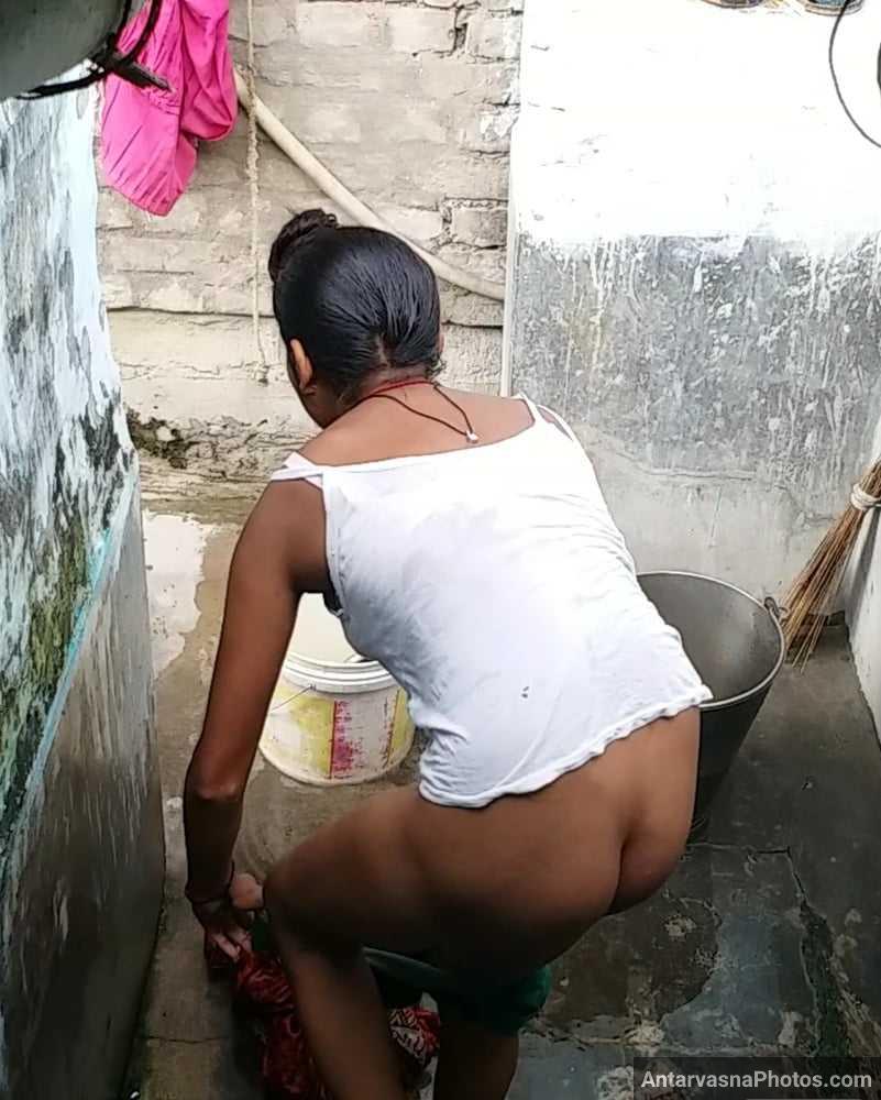 jija ne sali ke nange pics liye