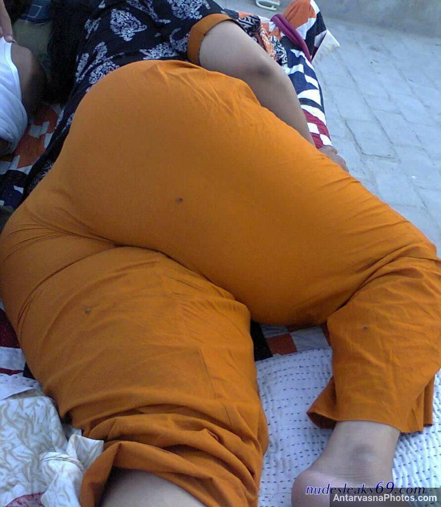 [Image: desi-gaand-salwar-indian-sexy-pics-21-89...1650728922]