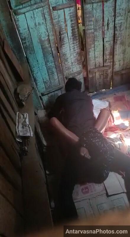 dukan me chud gai desi girl 1