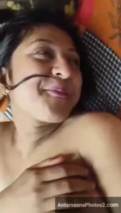 sexy housewife bhabhi home chudai pics 3